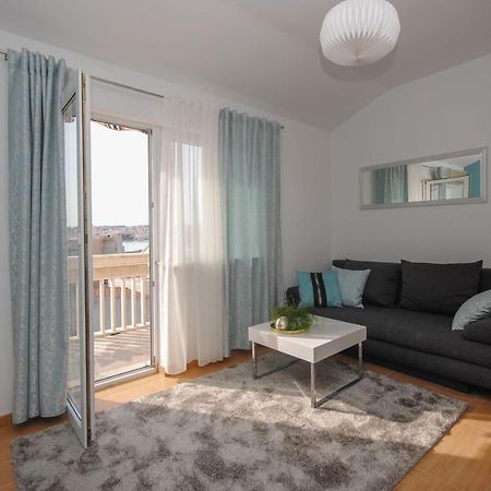 Apartment Tina Podstrana Eksteriør bilde