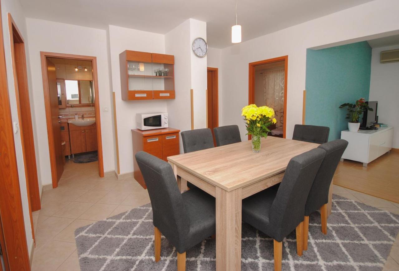 Apartment Tina Podstrana Eksteriør bilde